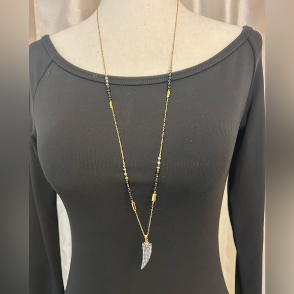 Stella & Dot Rebecca Minkoff Janson Horn Beaded Black Gold 32in Pendant Necklace - Picture 3 of 6